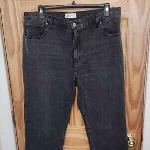 Abercrombie & Fitch The 90's Straight Ultra High Rise Curve Love Black Jeans